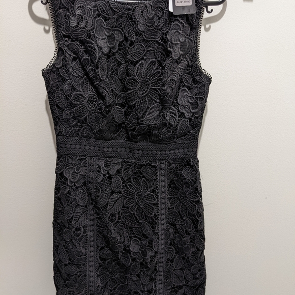 Forever New Size 6 - Picture 3 of 3